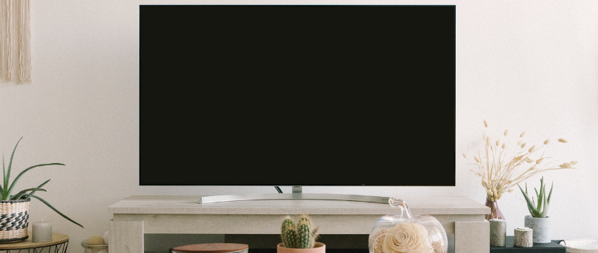 Televizyon Ekranı Nasıl Temizlenmeli? Yapılan Büyük Hatalar ve Doğrular